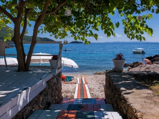Παραλία Καμίνι Πέρδικα