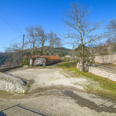 Πέντε Εκκλησιές Οσδίνα (ή Ουζντίνα)