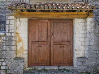 Πέντε Εκκλησιές Οσδίνα (ή Ουζντίνα)