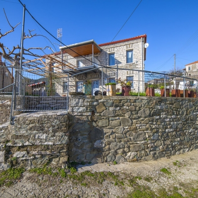 Πέντε Εκκλησιές Οσδίνα (ή Ουζντίνα)