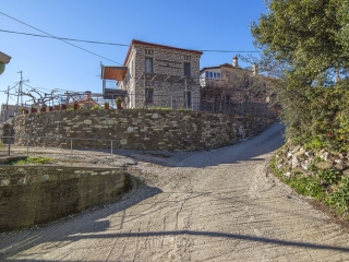 Πέντε Εκκλησιές Οσδίνα (ή Ουζντίνα)