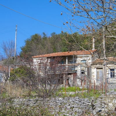 Πέντε Εκκλησιές Οσδίνα (ή Ουζντίνα)