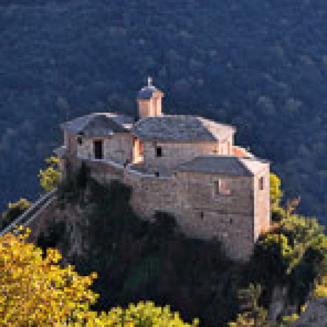 Άγιος Μηνάς Κοκκινολιθάρι Θεσπρωτίας